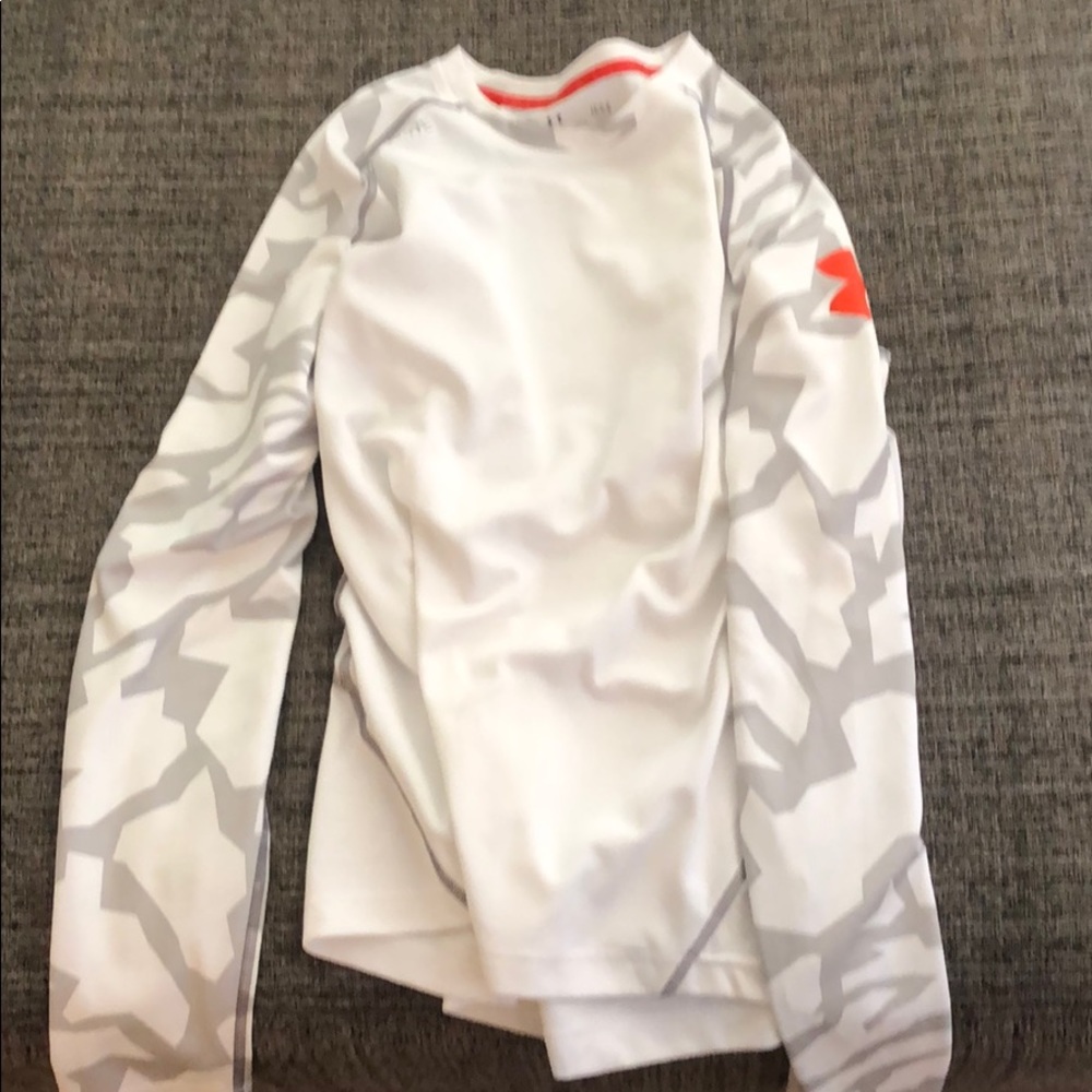 Under armour shirt
